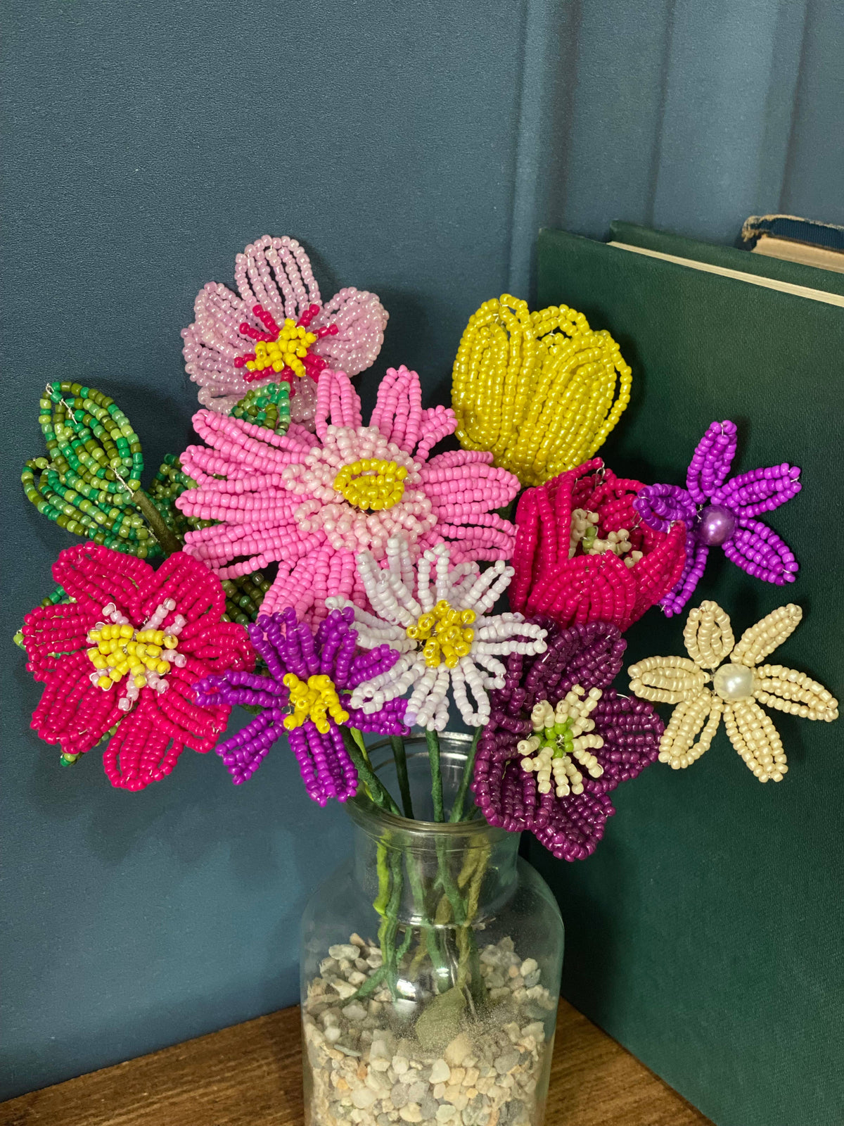 Sherbet Petals Vase Craft Kit. A Creative Gift Idea.