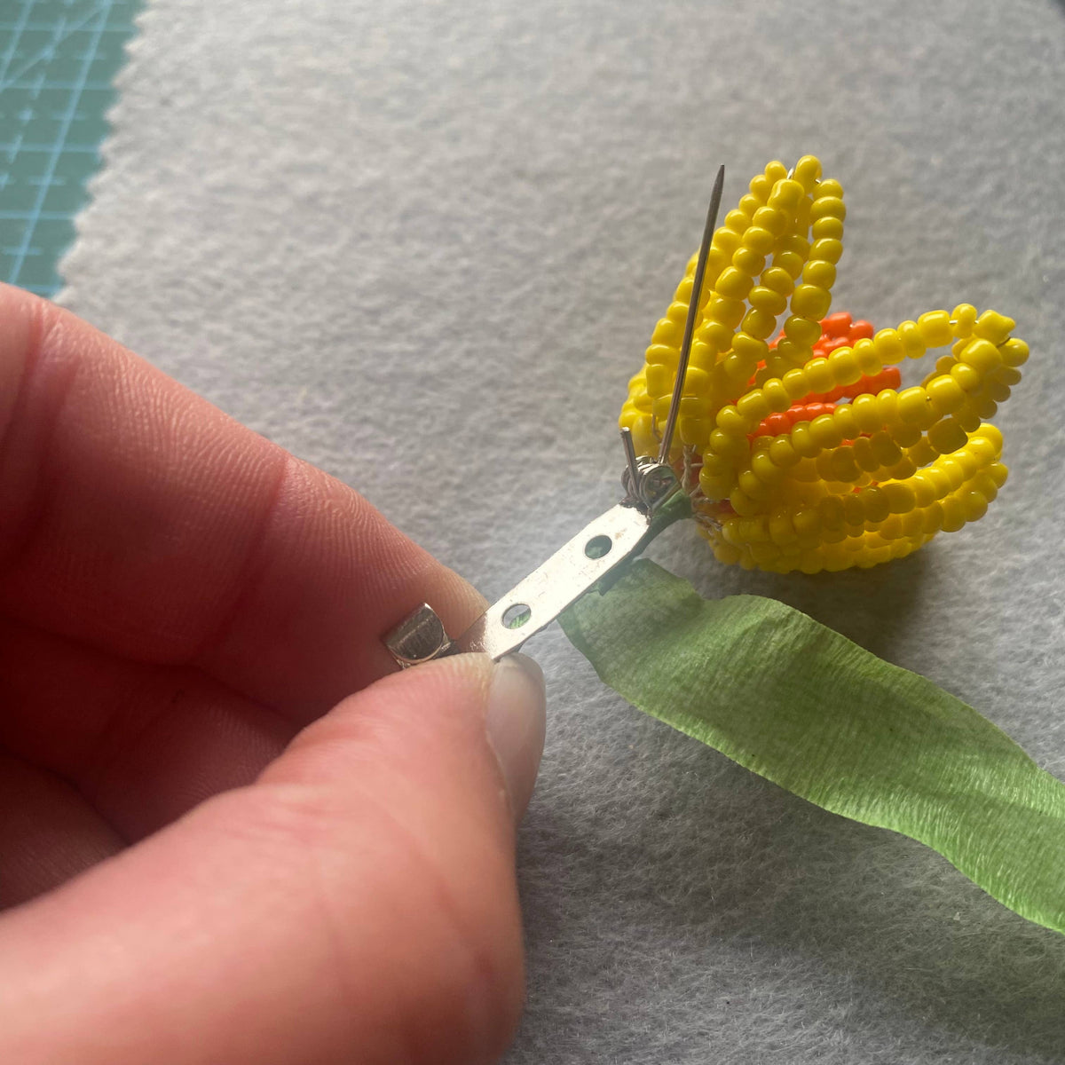 Daffodil Flower Brooch Pin Craft Kit -A creative gift idea.