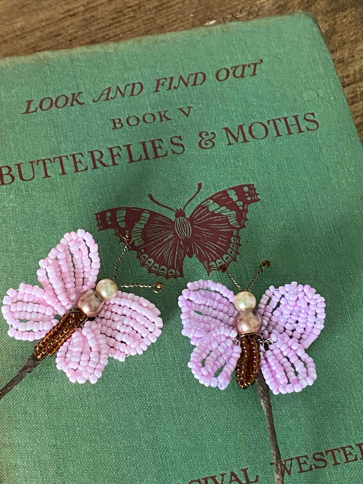 Butterflies Pink/Purple Bead Craft Kit - A creative gift.