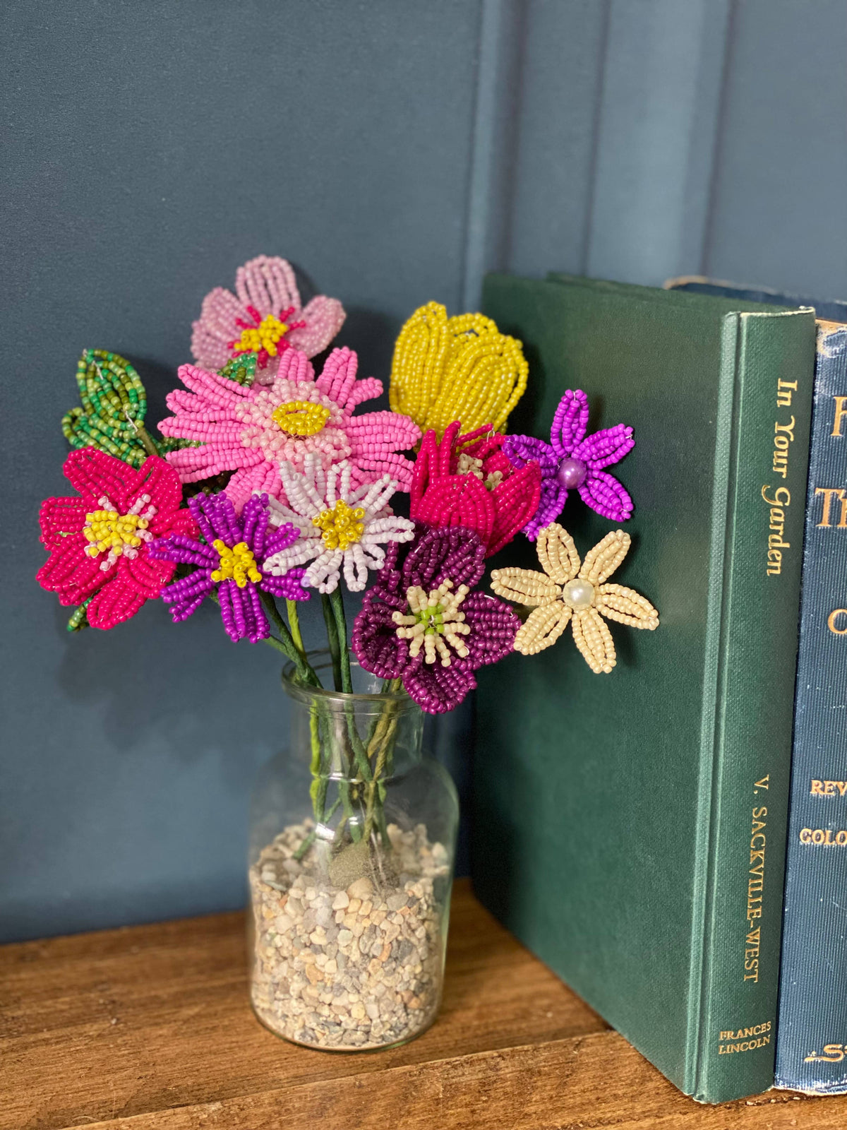 Sherbet Petals Vase Craft Kit. A Creative Gift Idea.