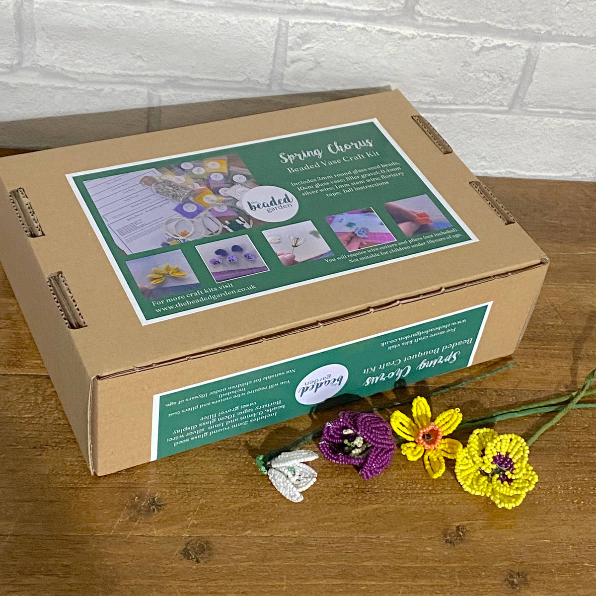 Spring Chorus Vase Craft Kit. A Creative Gift Idea. 