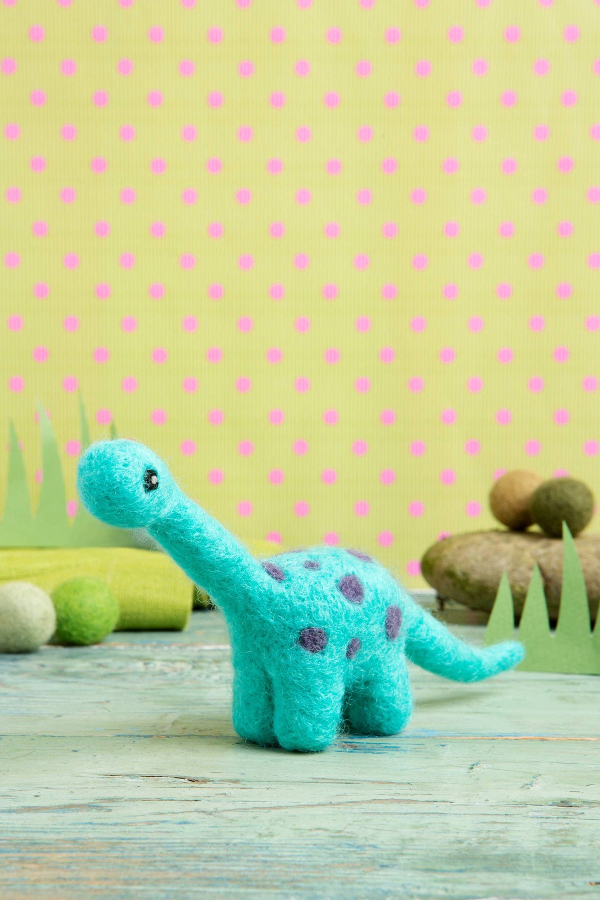Diplodocus Mini Needle Felting Kit | Dinosaur Craft Kit